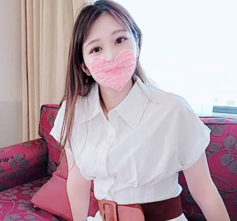 FC2PPV-4659466 百货商店美容女售货员