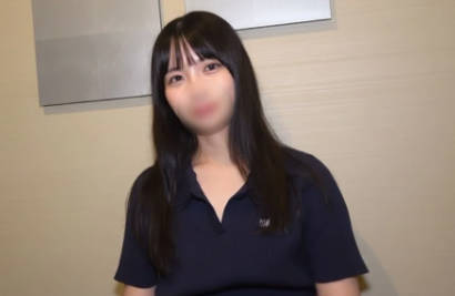 FC2PPV-4805548穿着时尚的美丽女子